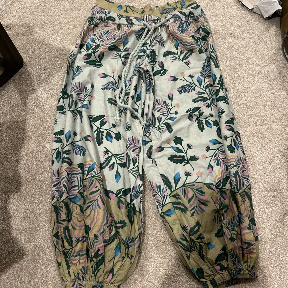 NWOT Free People After Glow Balloon Pants
